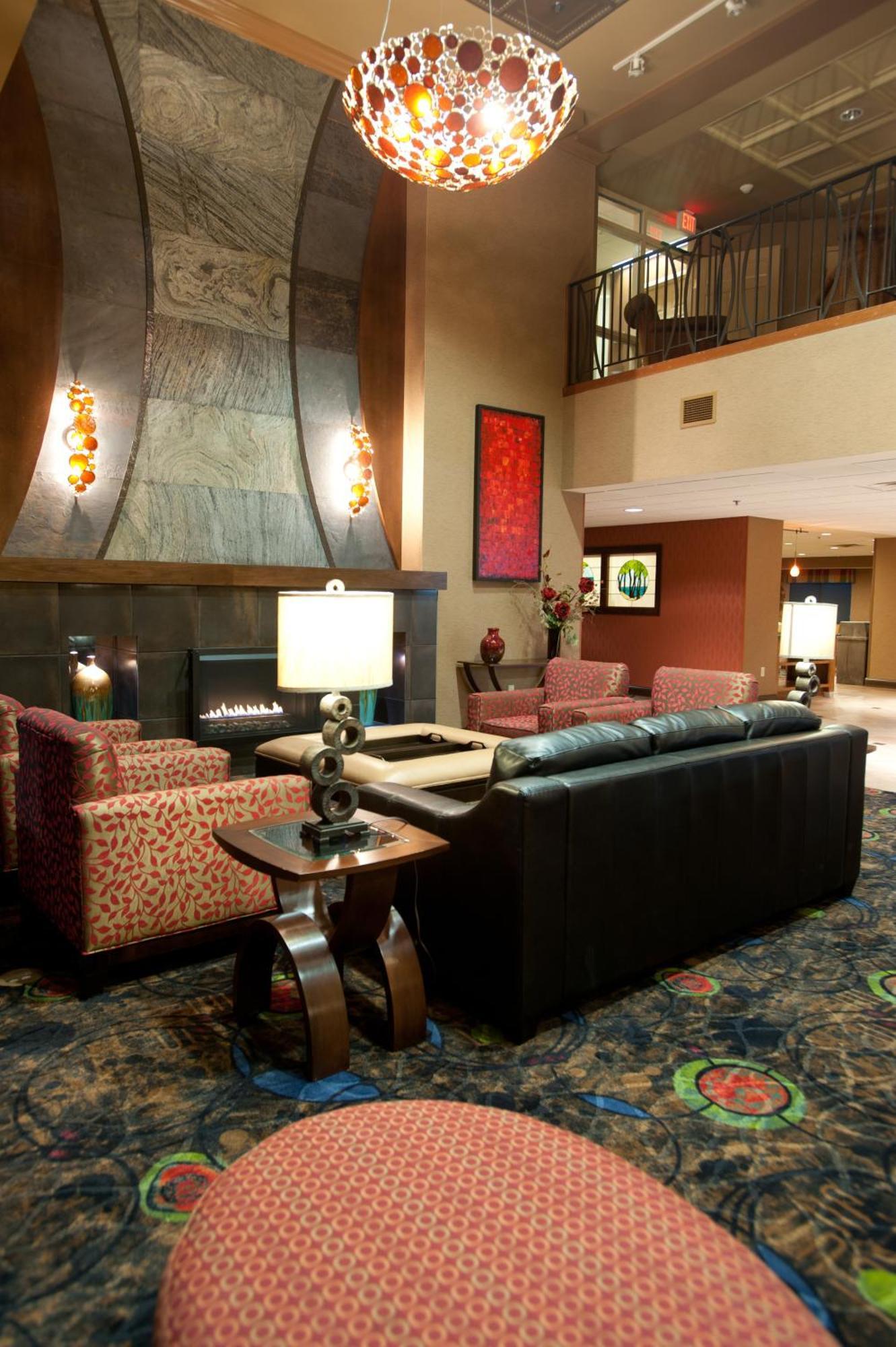 Holiday Inn Hotel & Suites Council Bluffs By Ihg Exterior foto